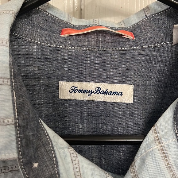 Tommy Bahama short sleeve button down print shirt - Picture 6 of 8